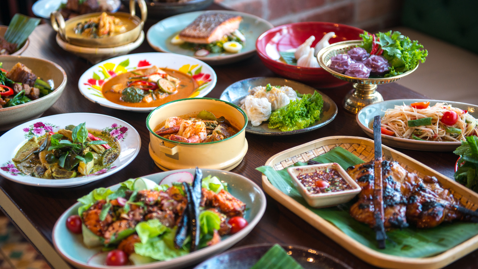 staples of thai cuisine