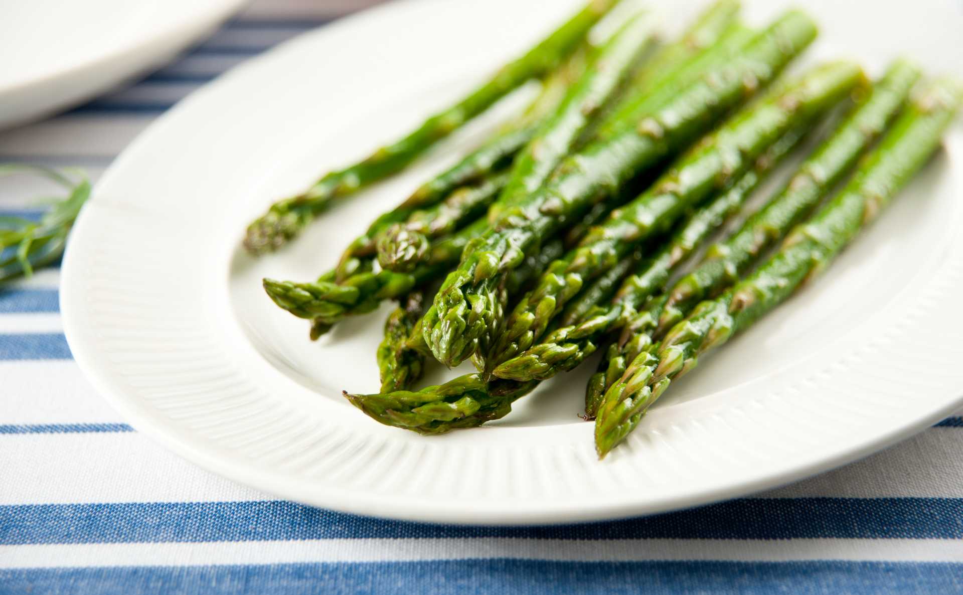steam asparagus recipes