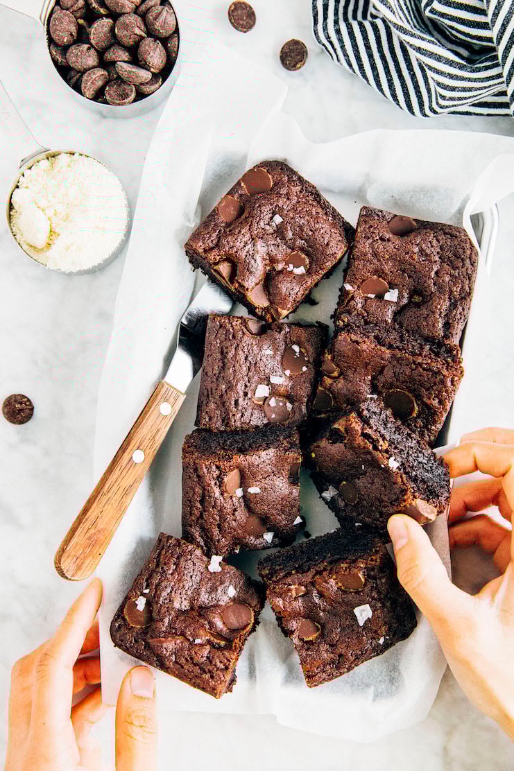 brownies made with almond meal