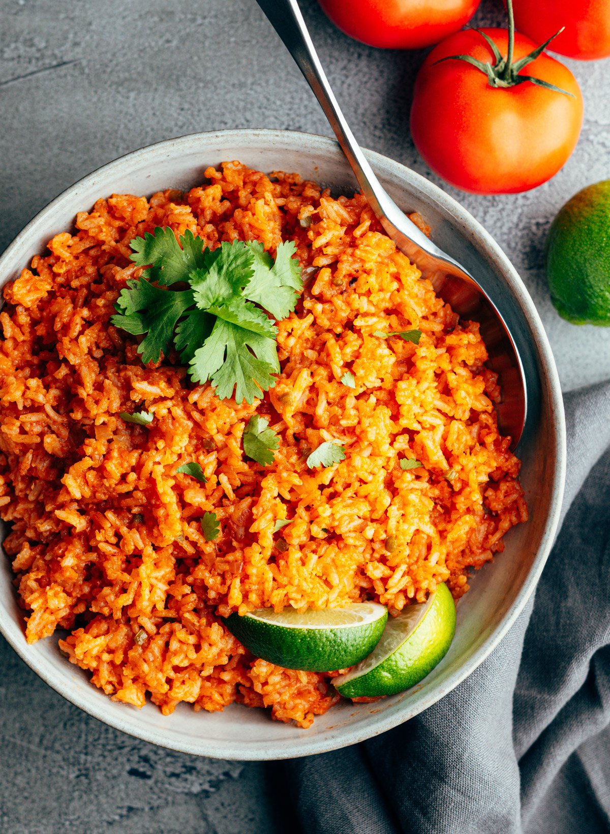 spanish rice cooked in a rice cooker recipe