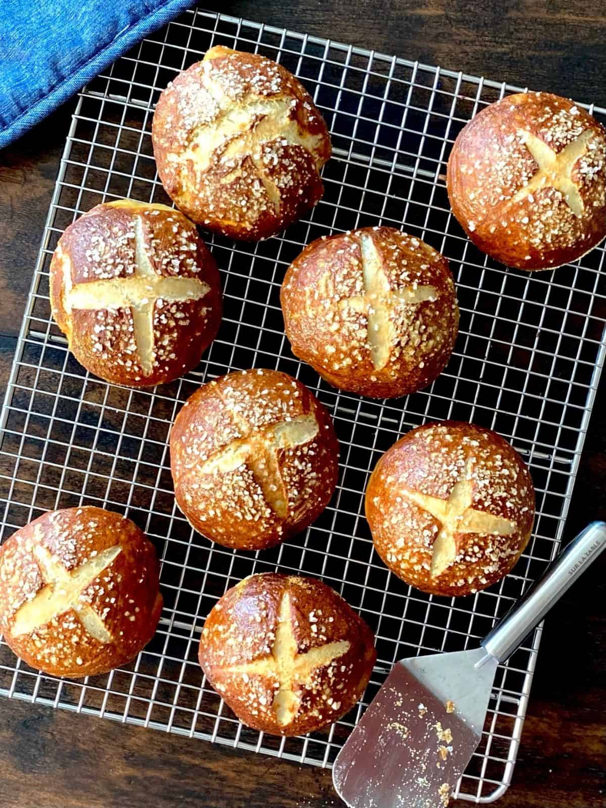 pretzel bun recipe