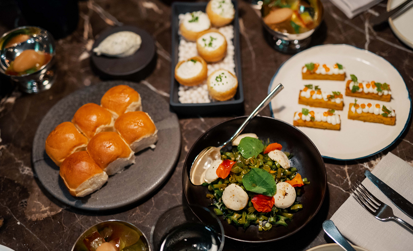 what is in a five course meal