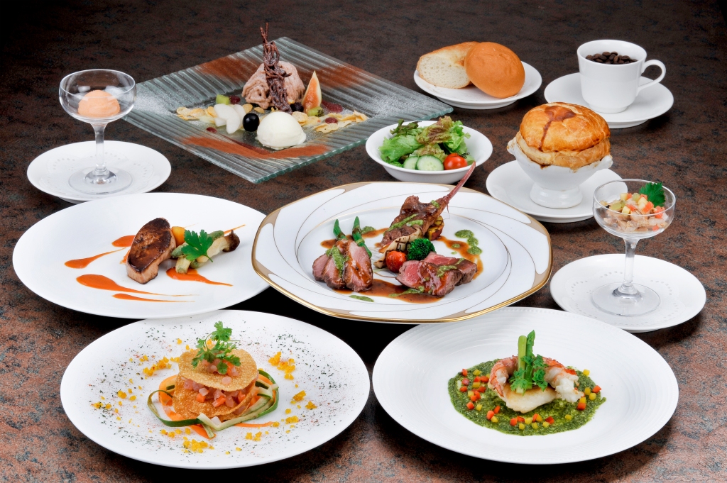 what is in a five course meal