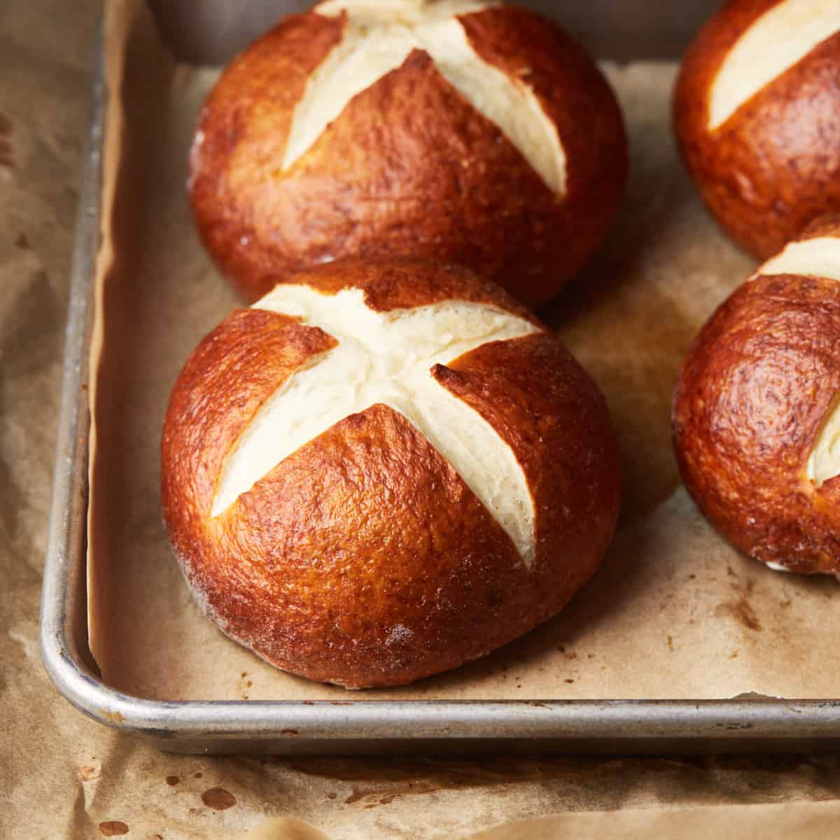 pretzel bun recipe
