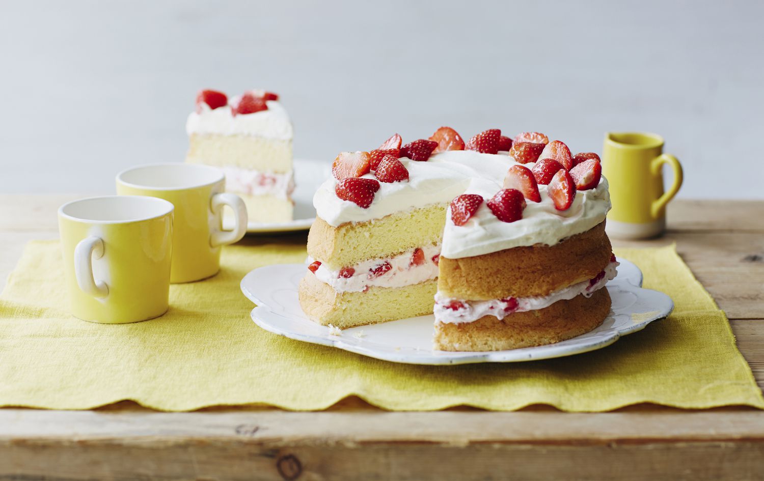 tres leches cake with strawberries recipe
