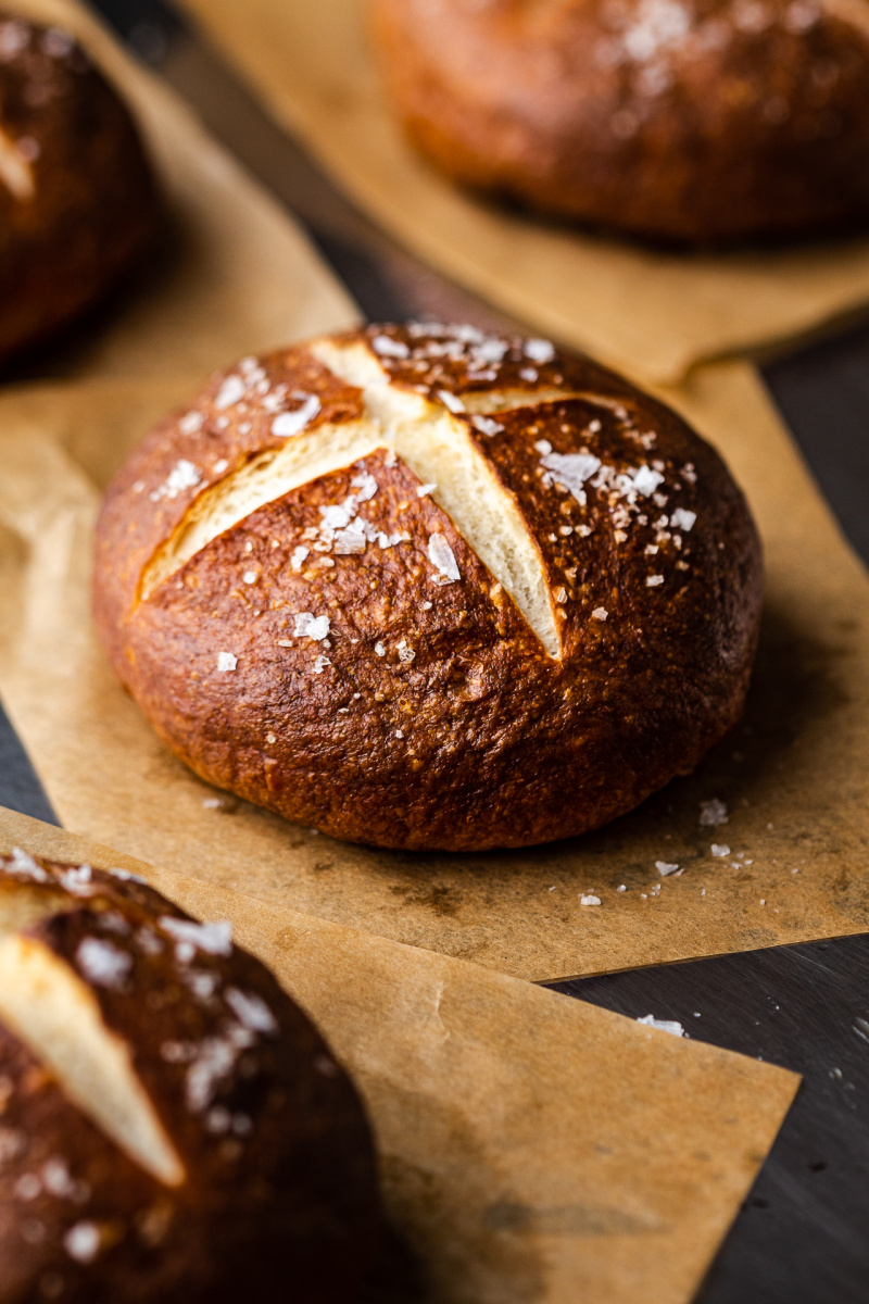 pretzel bun recipe