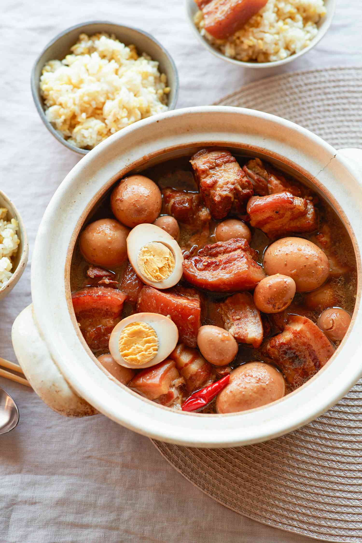 thit kho trung recipe