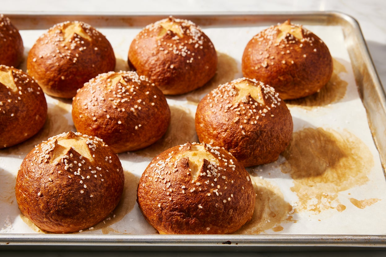 pretzel bun recipe
